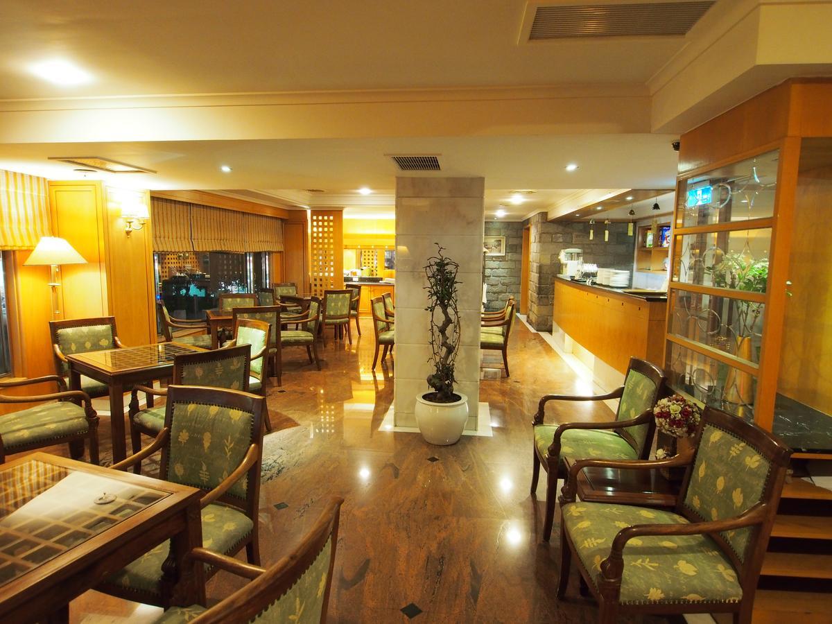 Elite Hotel Toufen Luaran gambar